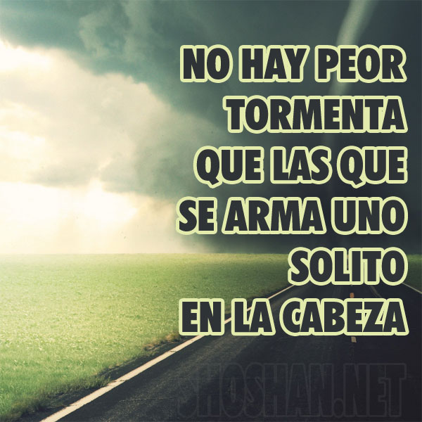 Tormenta en la carretera